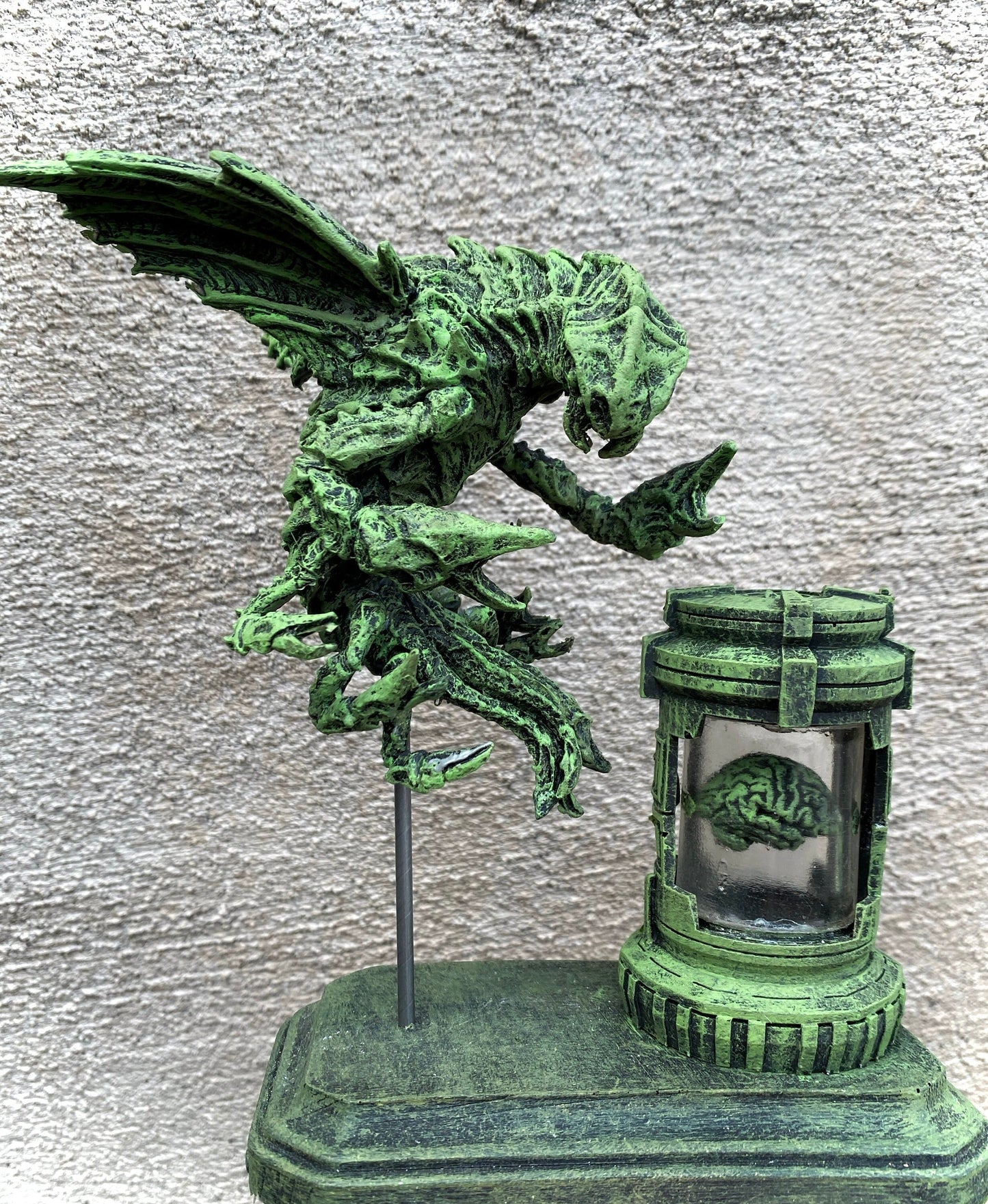 H.P. Lovecraft’s Mi-Go, the Fungi from Yuggoth Statue | Cthulhu Mythos Monster Figurine | Lovecraftian Horror Decor and Gamer Gift