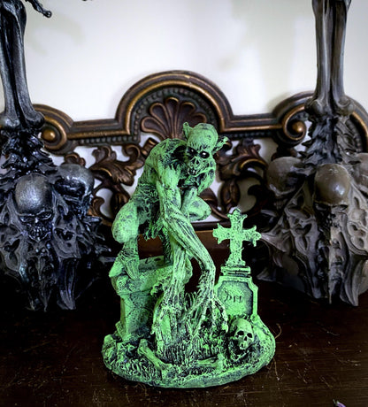 H.P. Lovecraft’s Ghoul Statue, Hand Painted Sculpture | Cthulhu Mythos Monster Figurine | Lovecraftian Horror Decor and Gamer Gift