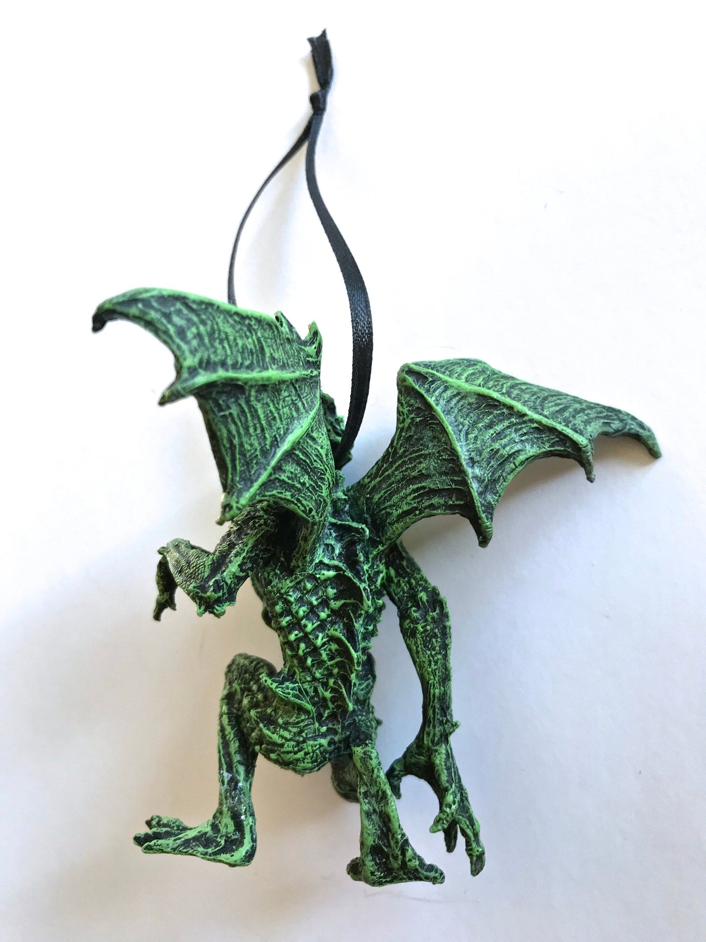 H.P. Lovecraft’s Cthulhu Ornament, Hand Painted Sculpture | Cthulhu Mythos Monster Figurine | Lovecraftian Horror Ornament and Gamer Gift