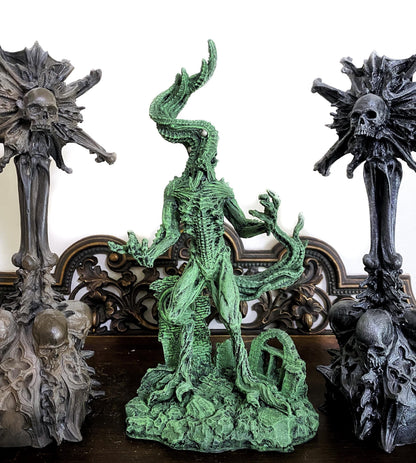 H.P. Lovecraft’s Nyarlathotep Statue, Hand Painted Sculpture | Cthulhu Mythos Monster Figurine | Lovecraftian Horror Decor and Gamer Gift