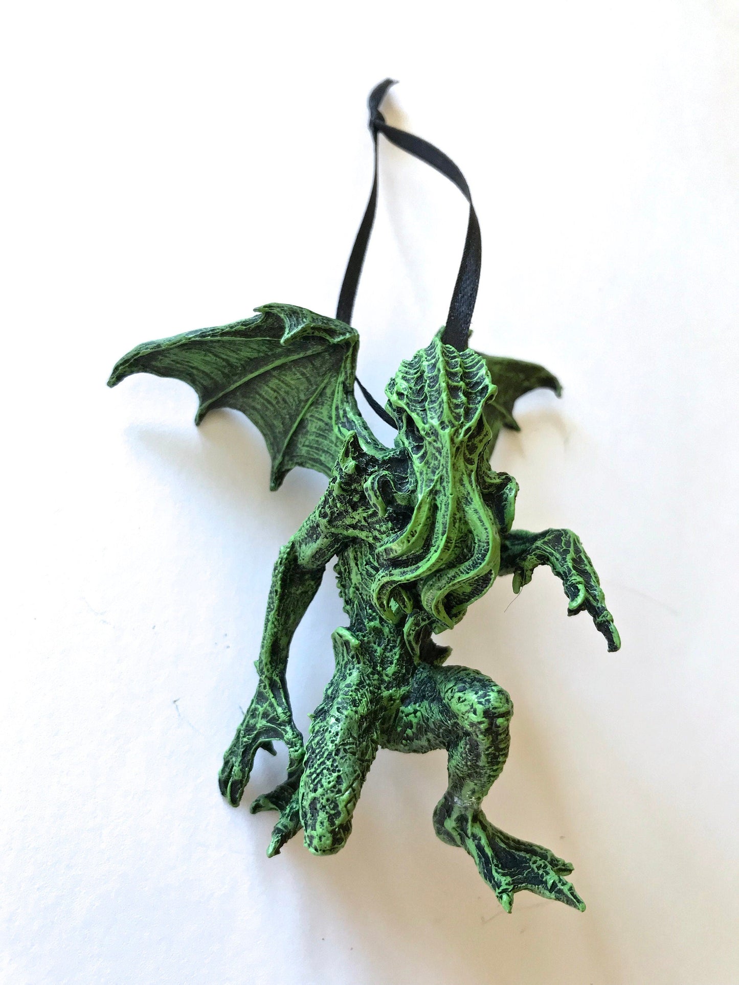 H.P. Lovecraft’s Cthulhu Ornament, Hand Painted Sculpture | Cthulhu Mythos Monster Figurine | Lovecraftian Horror Ornament and Gamer Gift
