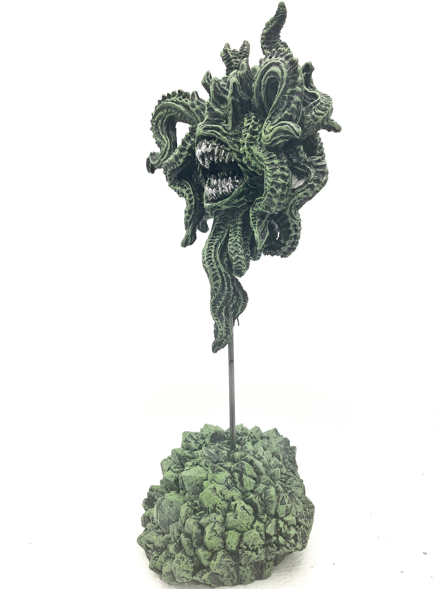 H.P.Lovecraft's Azathoth Statue, Hand Painted Resin Sculpture| Cthulhu Mythos Monster Figurine | Lovecraftian Horror and Gamer Decor