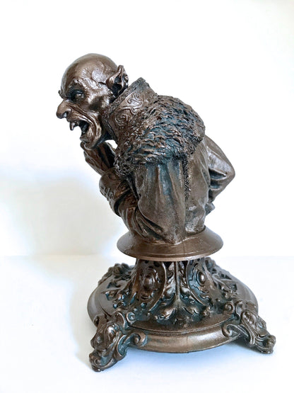 Dracula: Nosferatu Bust,Resin Sculpture | Legendary Vampire Figurine | Victorian Gothic Undead Creature| Dark Art Gift and Spooky Home Decor