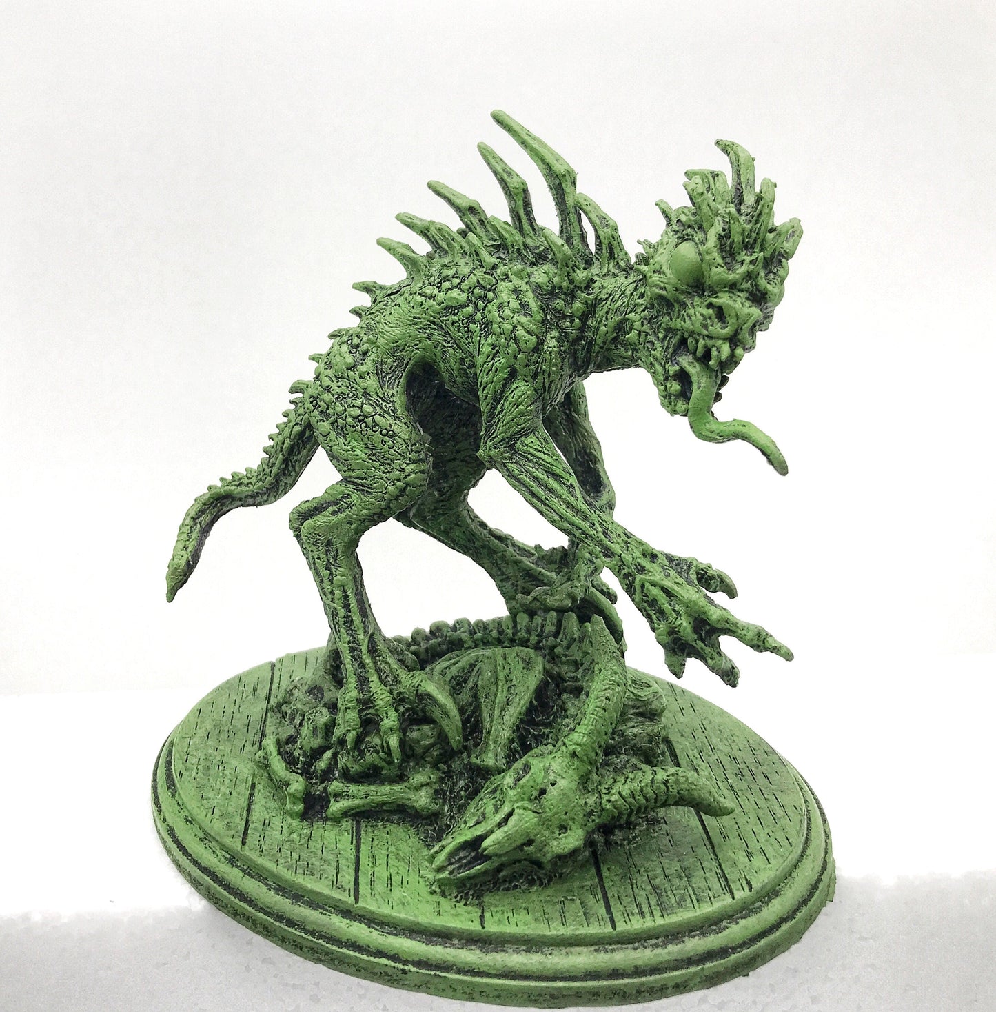 Chupacabra Statue, Hand Painted Resin Sculpture |Cryptozoology Creature Figurine |Urban Legend Chupacabra Monster Figurine, Horror Art Decor